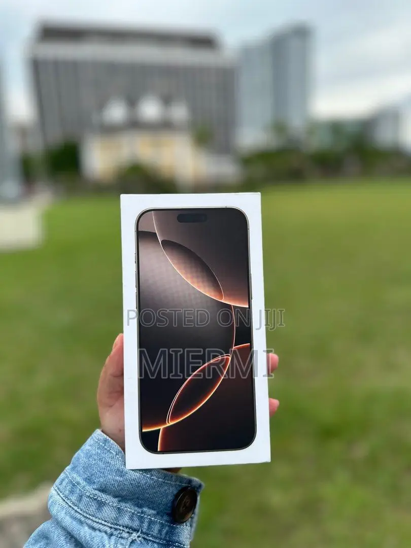 New Apple iPhone 16 Pro Max 512 GB Gold