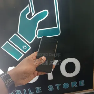 Apple iPhone 11 64 GB Black