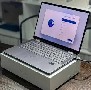 New Laptop HP Spectre 8GB Intel Core I7 SSD 250GB