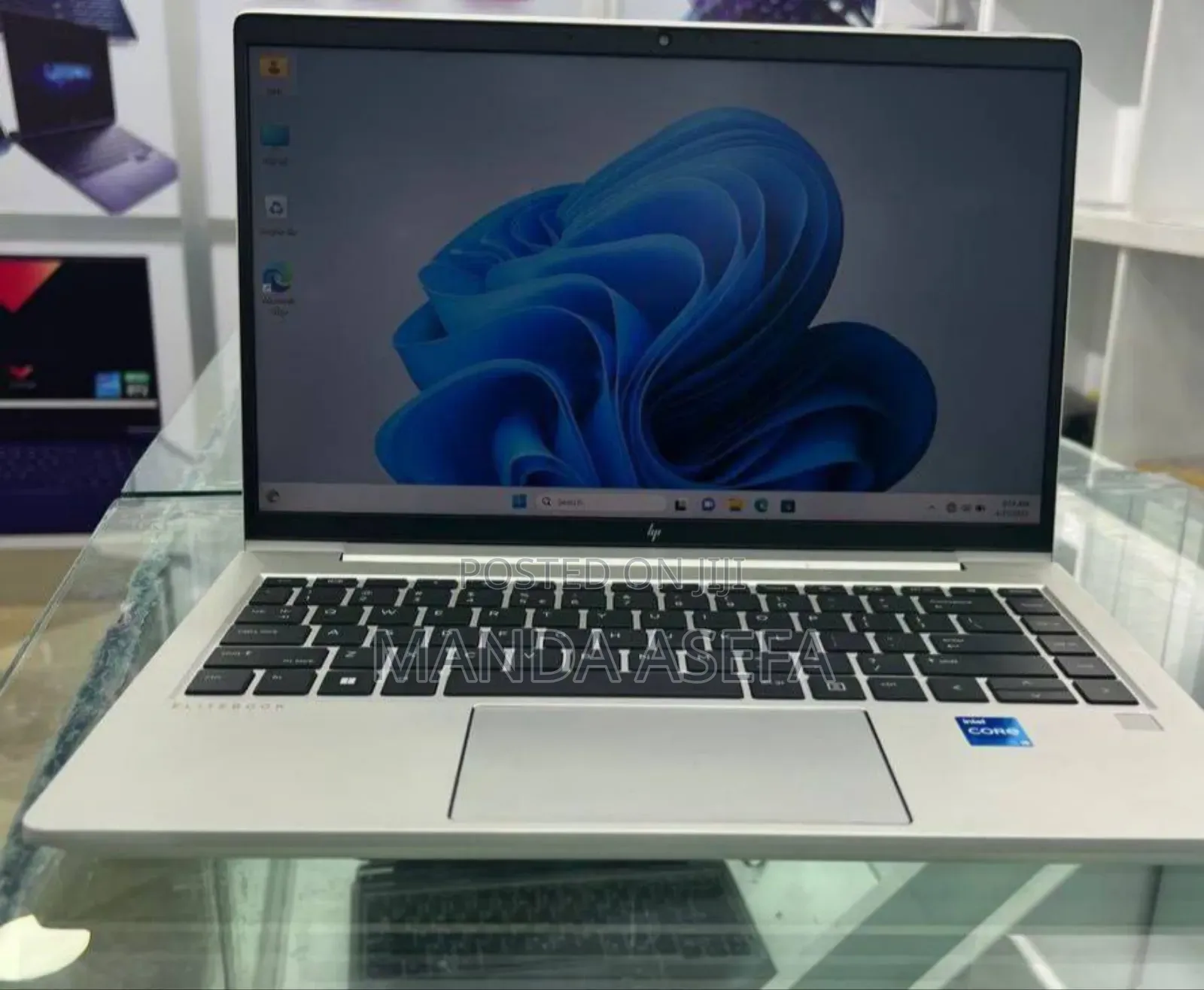 New Laptop HP EliteBook 840 G8 16GB Intel Core I7 SSD 512GB