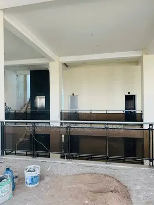 Commerical Building Shops for Sell