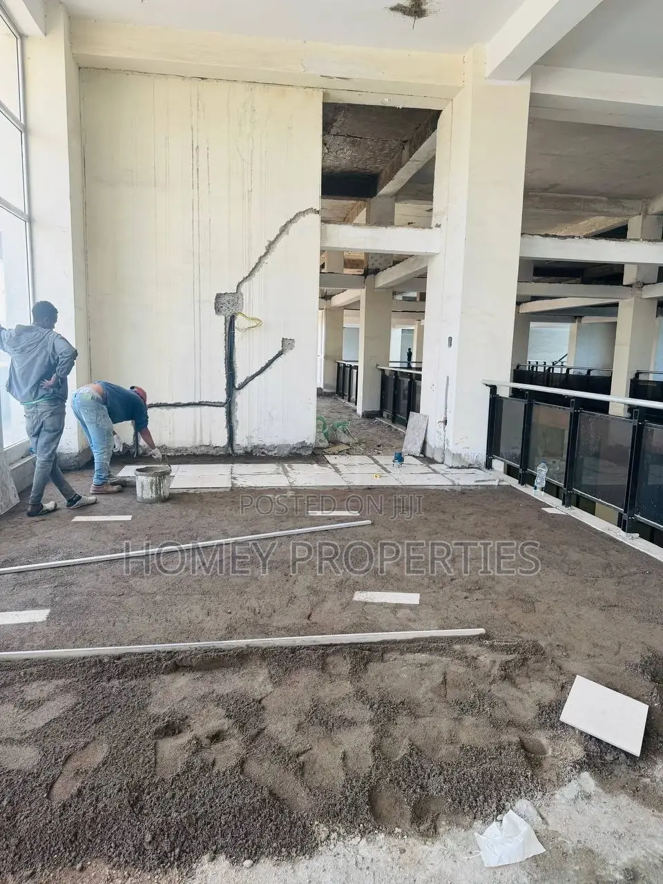 Commerical Building Shops for Sell