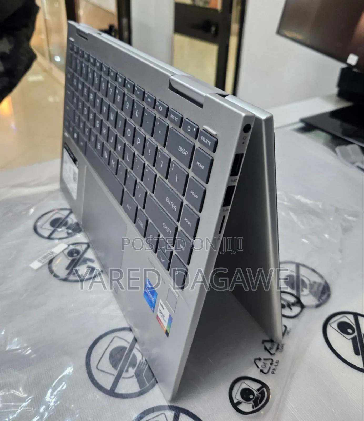New Laptop HP Envy X360 8GB Intel Core I5 SSD 512GB