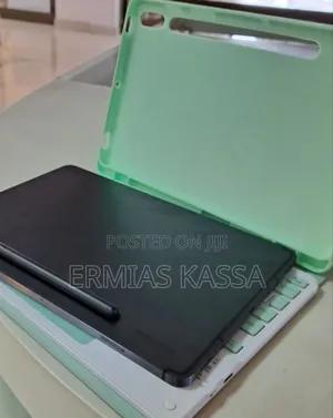 Photo - New Samsung Galaxy Tab S7 256 GB Black