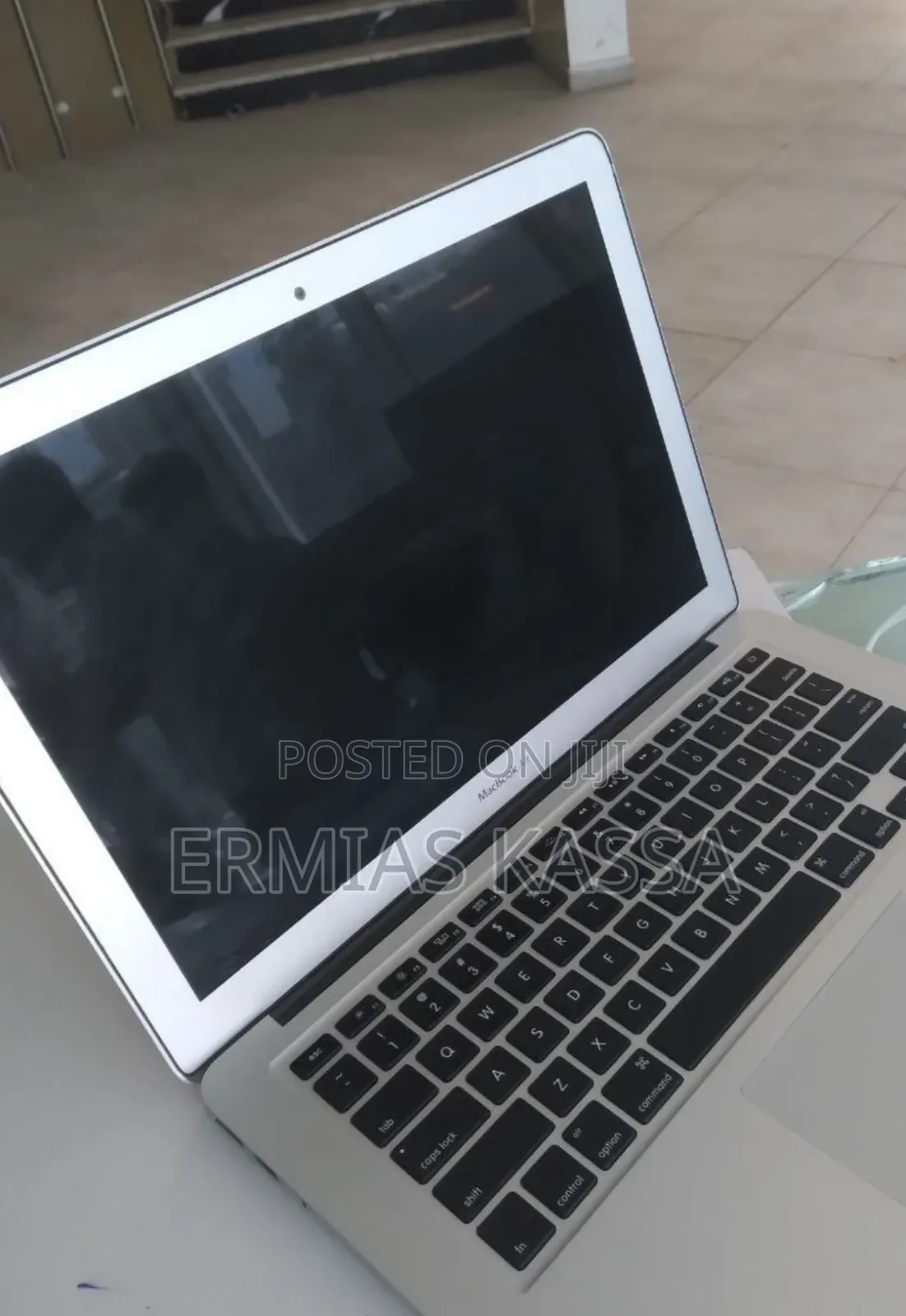 New Laptop Apple MacBook Air 2014 4GB Intel Core I5 SSD 128GB