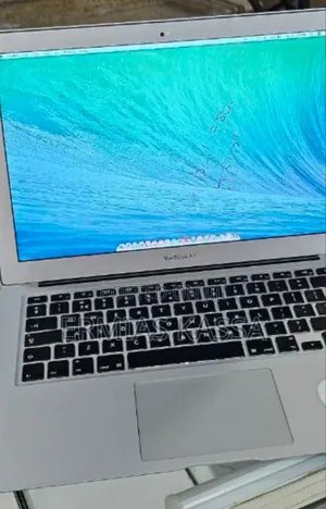 Photo - New Laptop Apple MacBook Air 2014 4GB Intel Core I5 SSD 128GB