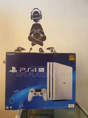 Photo - Playstation 4 Pro Packed With 2 Original Joystick