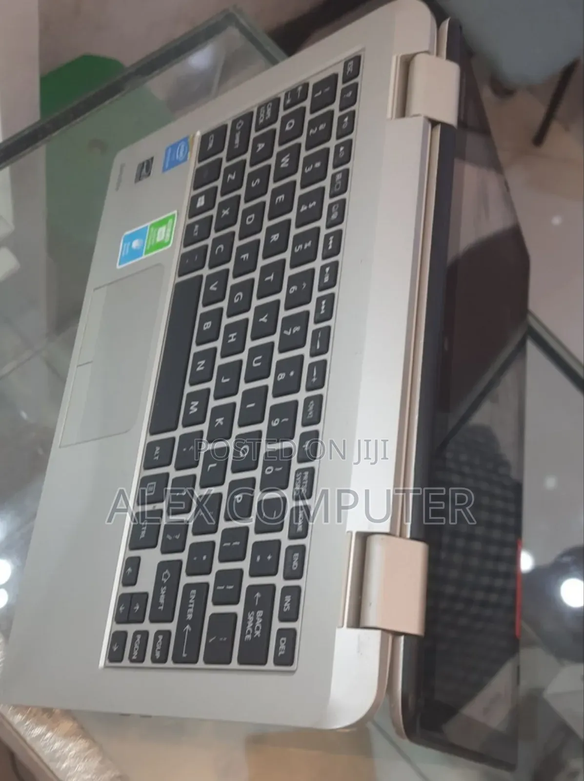 New Laptop Toshiba Satellite C55 4GB Intel Core 2 Quad SSD 500GB