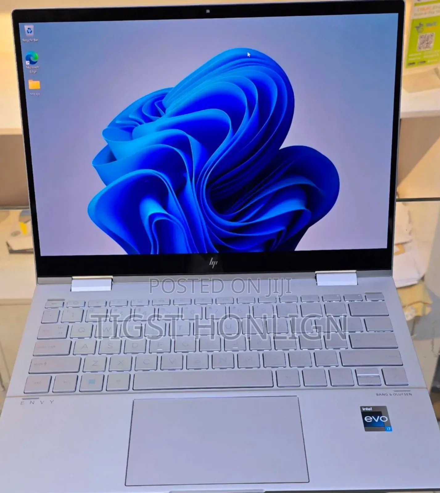 New Laptop HP Envy X360 16GB Intel Core I7 SSD 1T