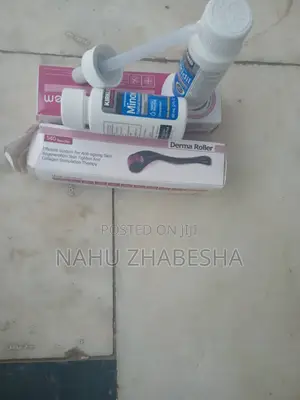 Photo - Minoxidil Plus Derma Roller System