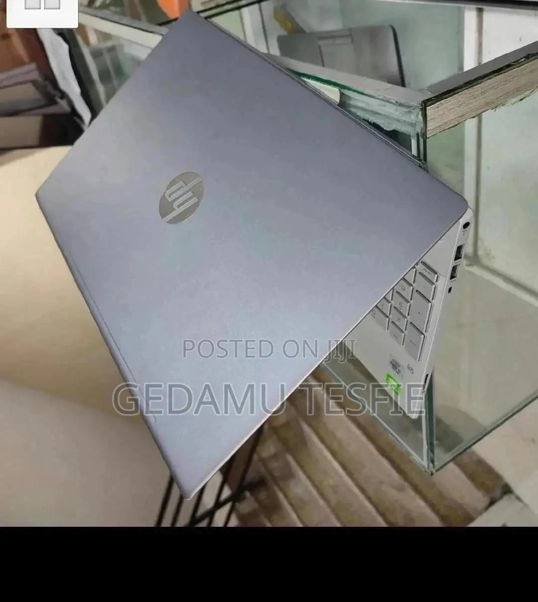 New Laptop HP Pavilion 10 8GB Intel Core i7 SSD 128GB