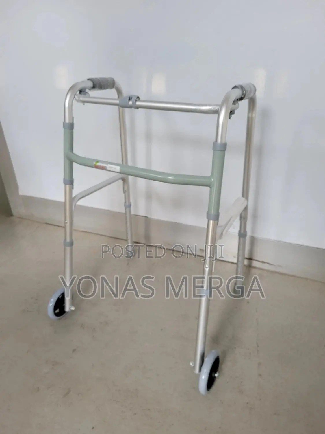 Aluminum Light Weight Folding Walker for Adults and Patients