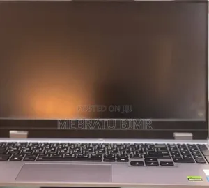 New Laptop Lenovo LOQ 15IRH8 16GB Intel Core I5 SSD 512GB