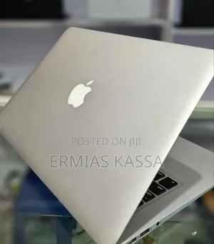 Photo - New Laptop Apple MacBook Air 2017 8GB Intel Core I5 SSD 128GB