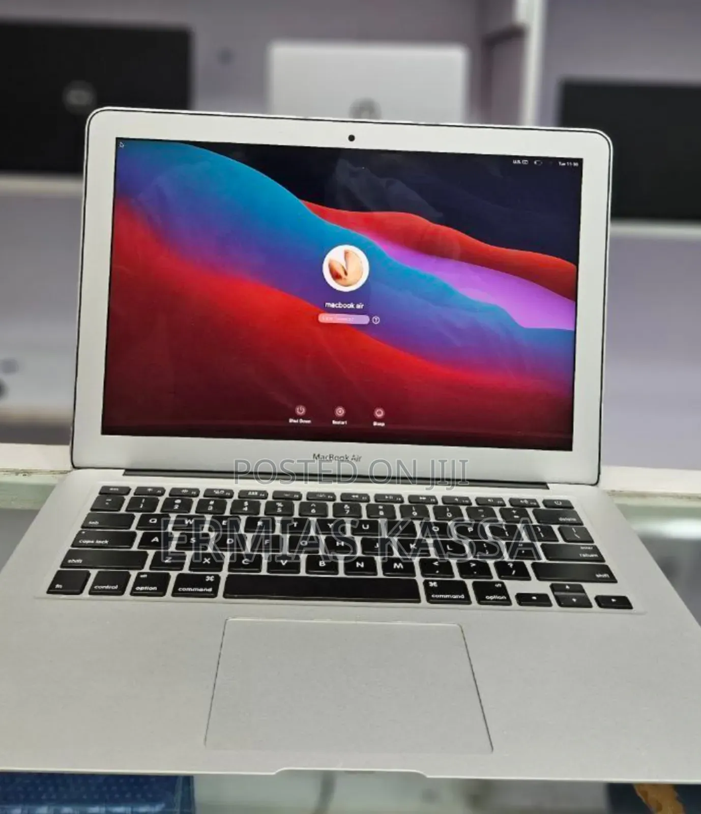 New Laptop Apple MacBook Air 2017 8GB Intel Core I5 SSD 128GB