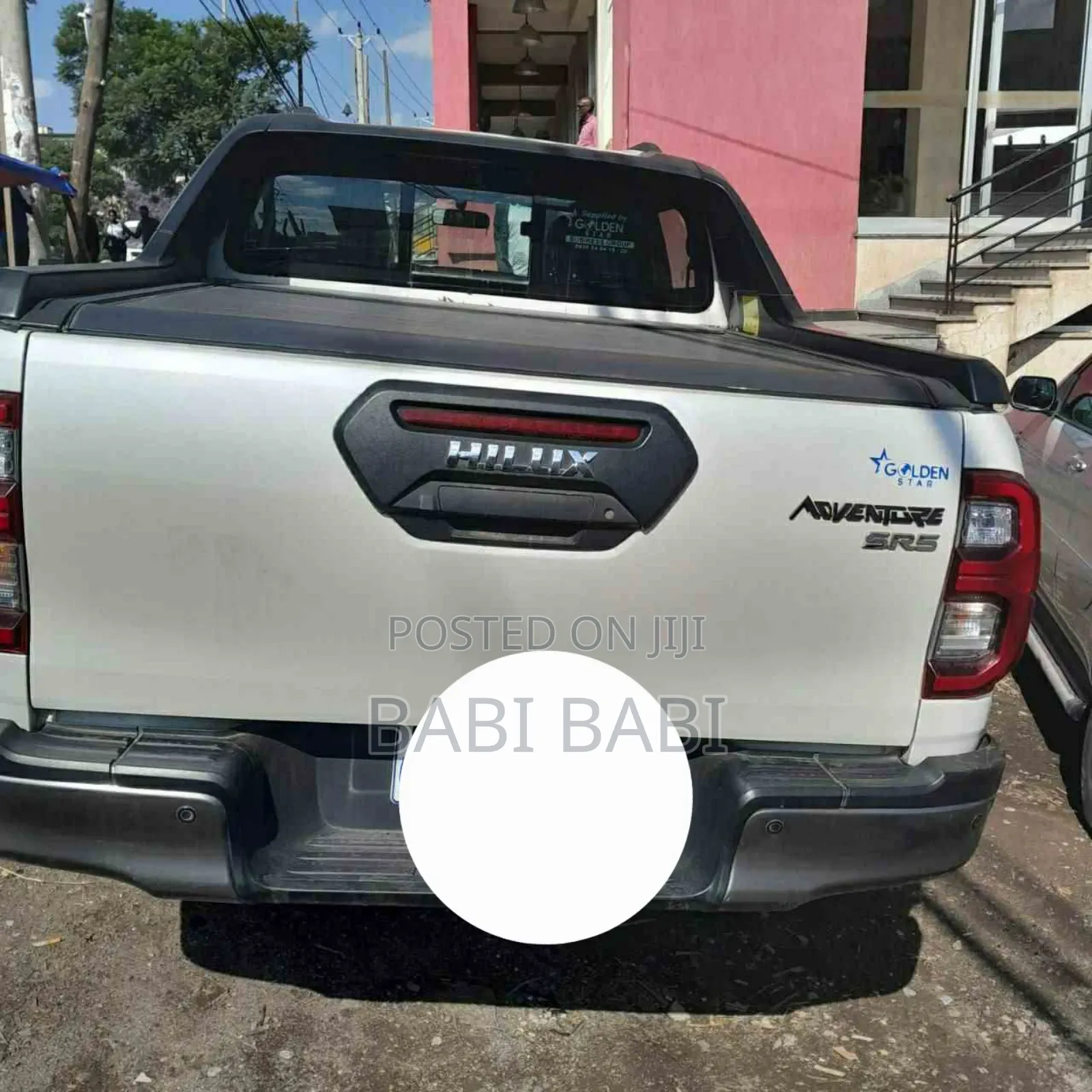 Toyota Hilux 2022 White