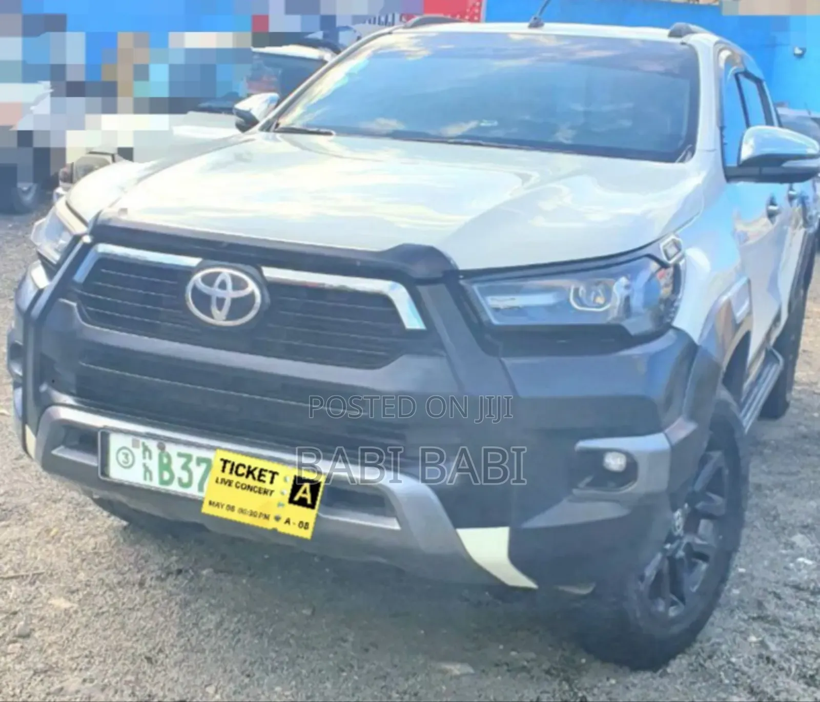 Toyota Hilux 2022 White