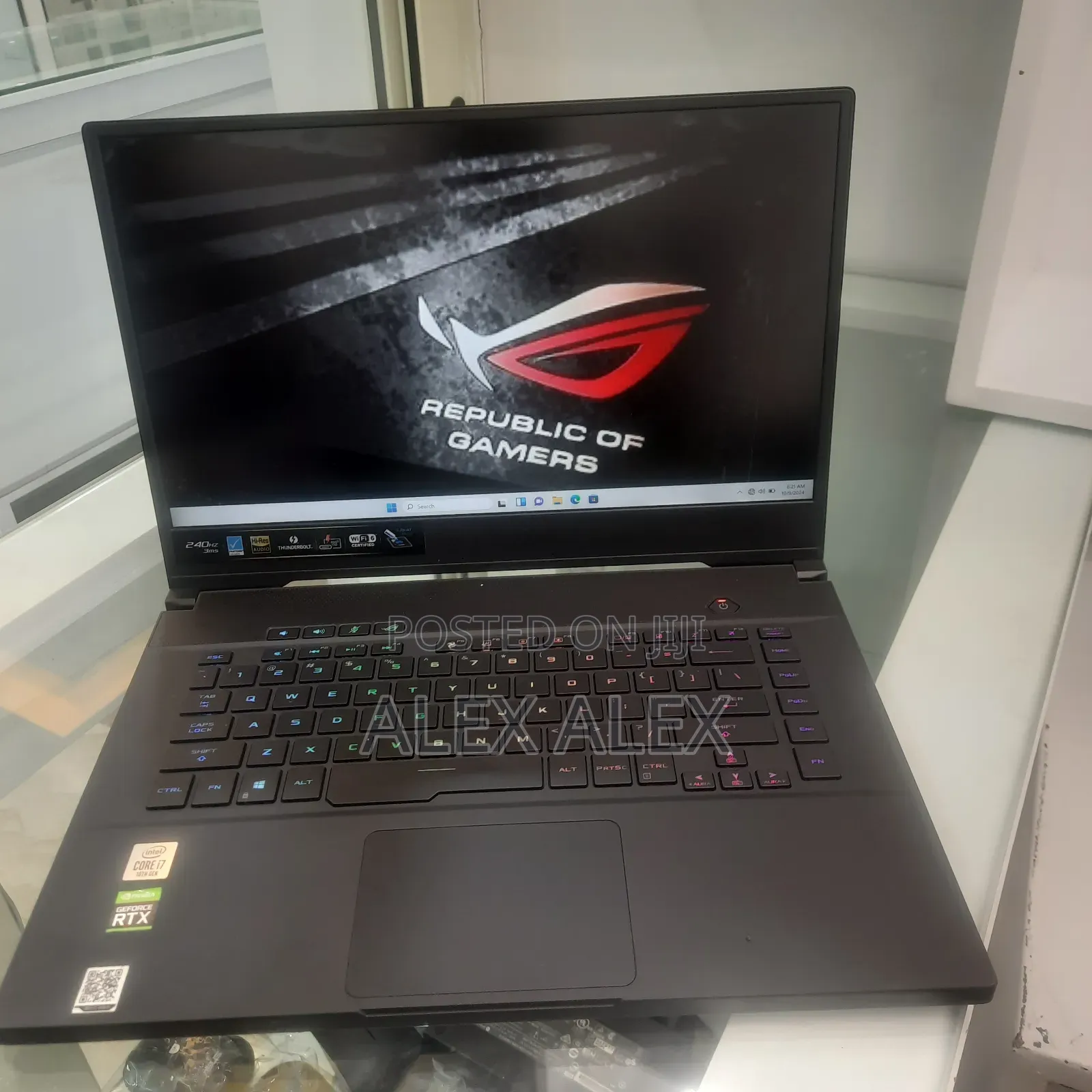 New Laptop Asus ROG Zephyrus G15 16GB Intel Core I7 SSD 1T
