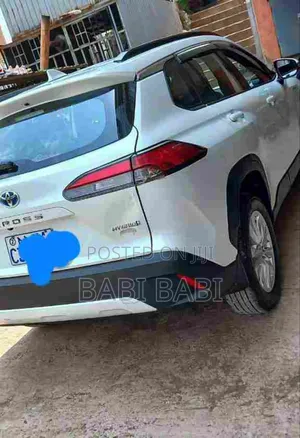 Toyota Corolla Cross 2024 White