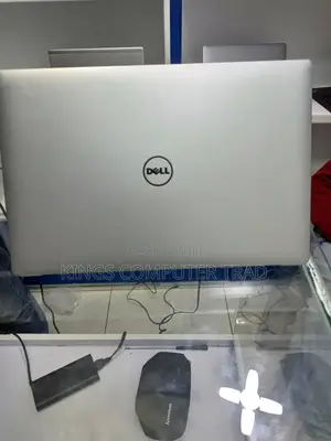 New Laptop Dell XPS 15 32GB Intel Core I7 SSD 512GB