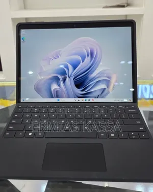 New Laptop Microsoft Surface Pro 9 32GB Intel Core I7 SSD 1T