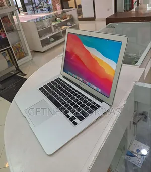 New Laptop Apple MacBook Air 2014 4GB Intel Core I5 SSD 128GB