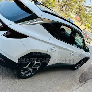 Hyundai Tucson 2021 White