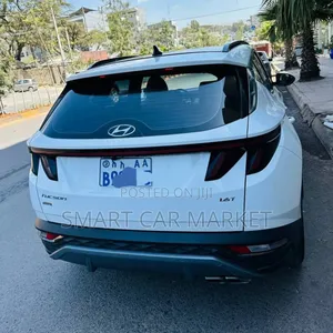 Hyundai Tucson 2021 White