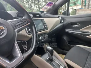 Nissan Micra 2021 Red