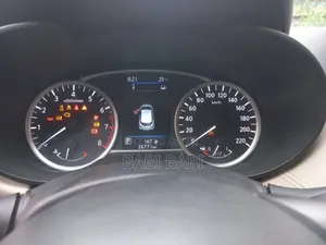 Nissan Micra 2021 Red