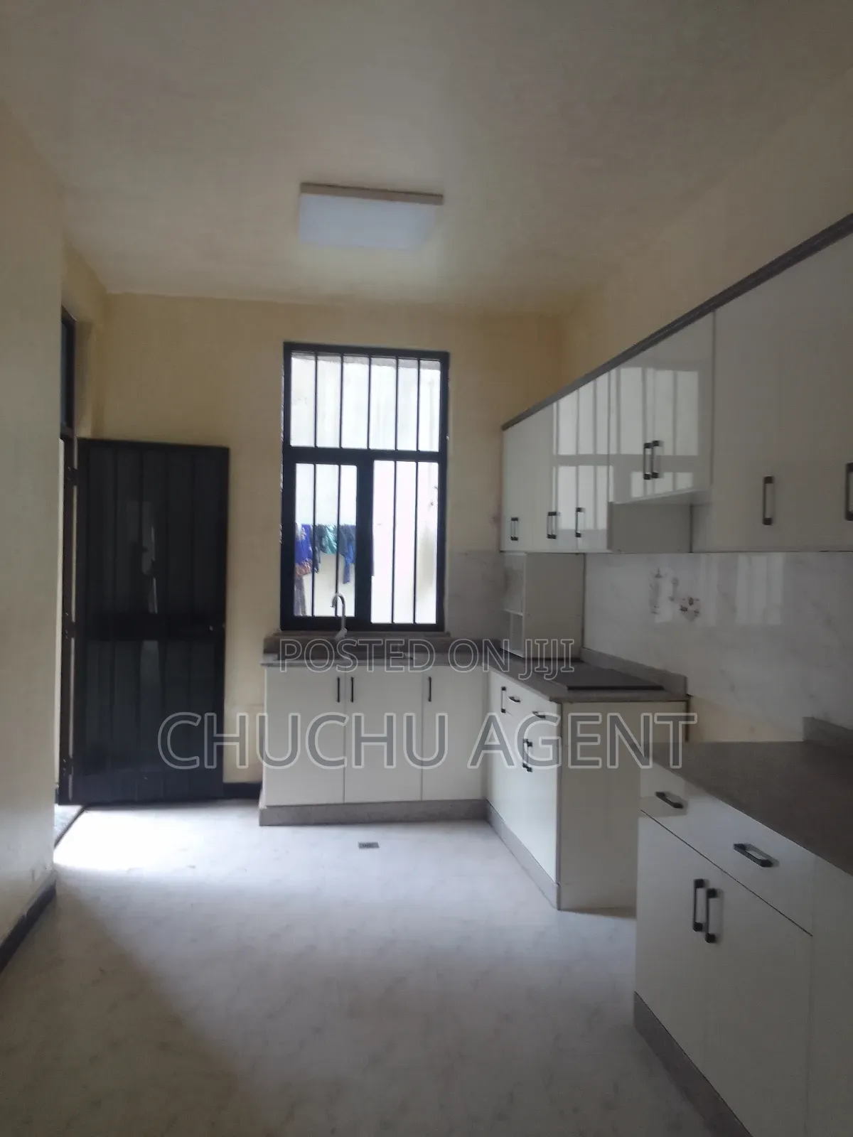 7bdrm Penthouse in Bole for sale