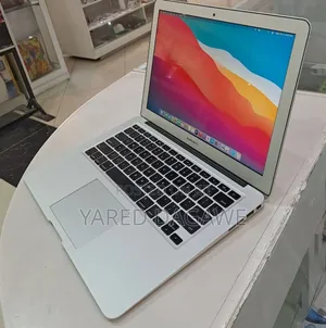 New Laptop Apple MacBook Air 2014 4GB Intel Core I5 SSD 128GB
