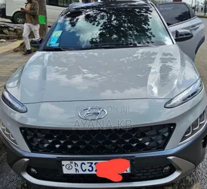 New Hyundai Kona 2022 Silver