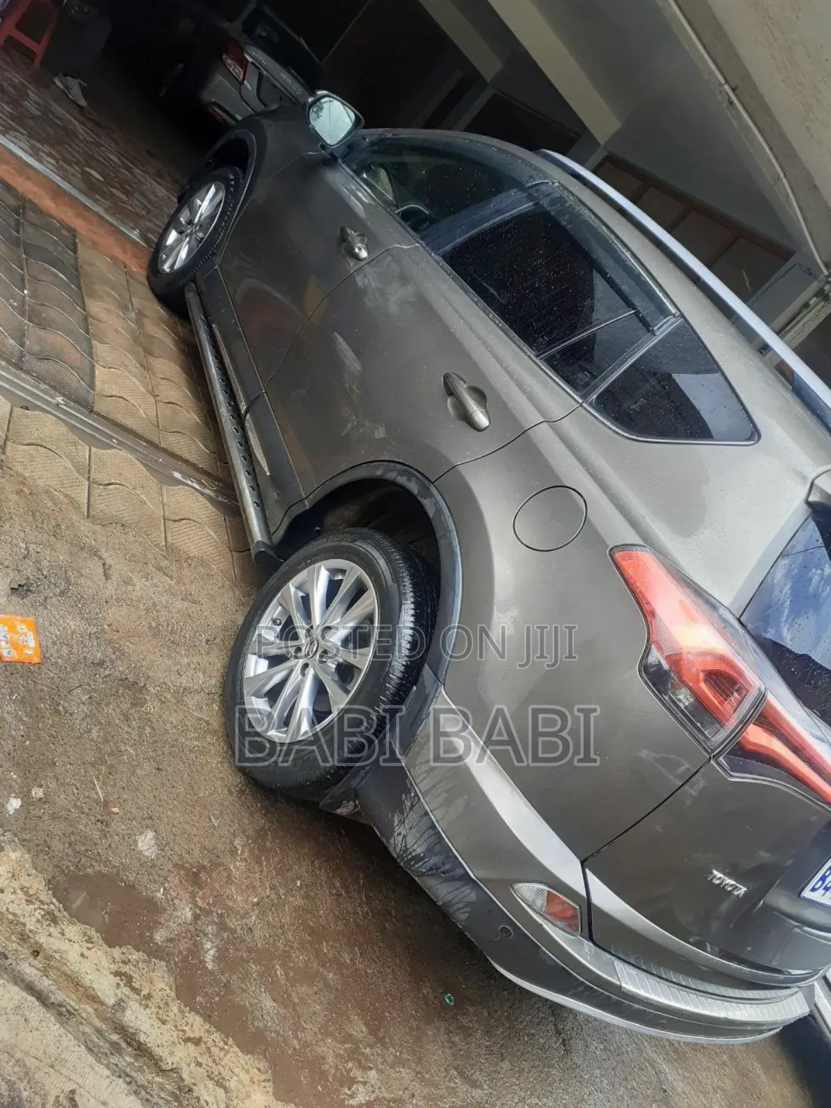 Toyota RAV4 2018 Brown