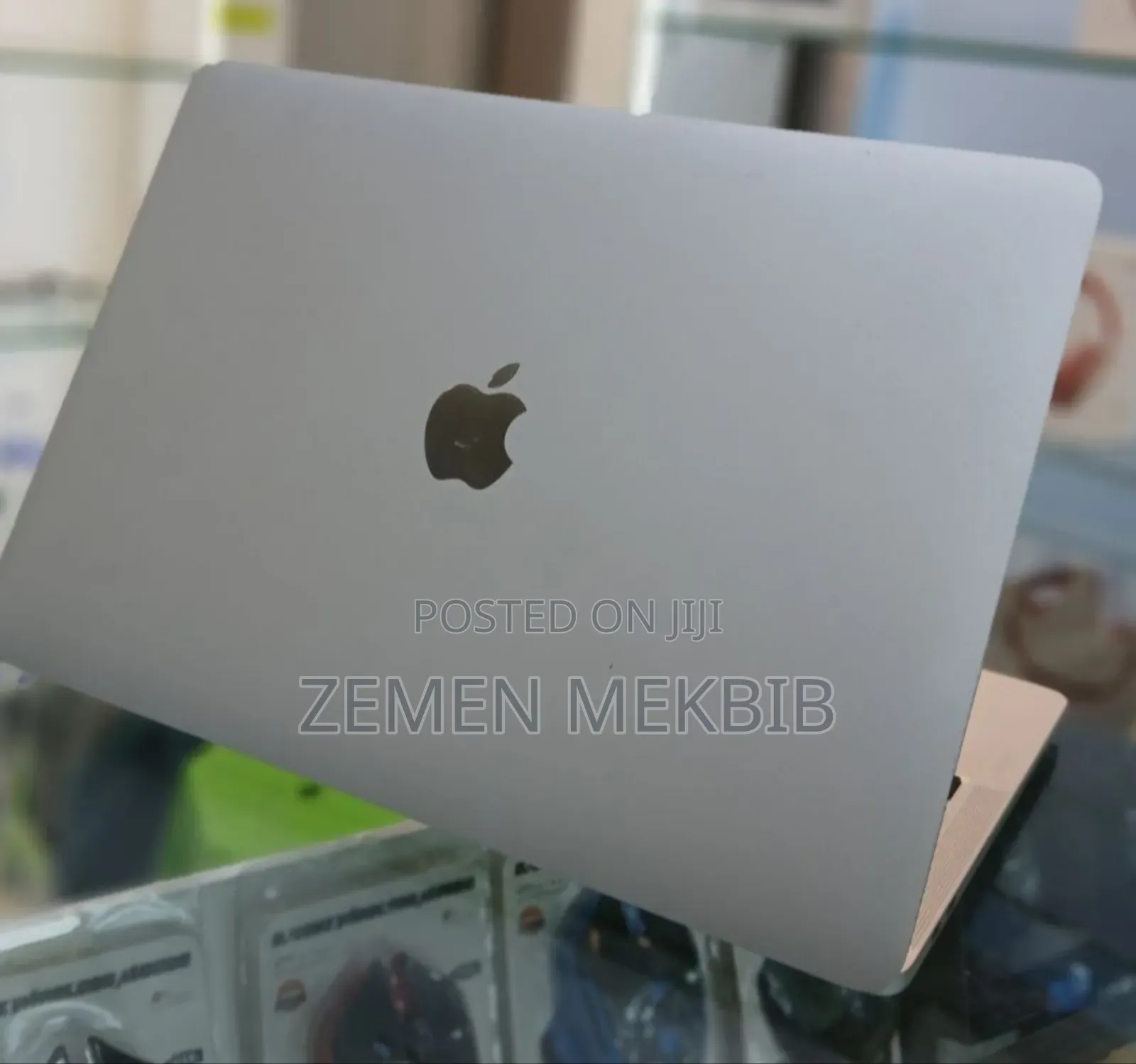 New Apple MacBook Pro 2023 M2 Pro 14-Inch 8GB Intel Core I7 SSD 256GB