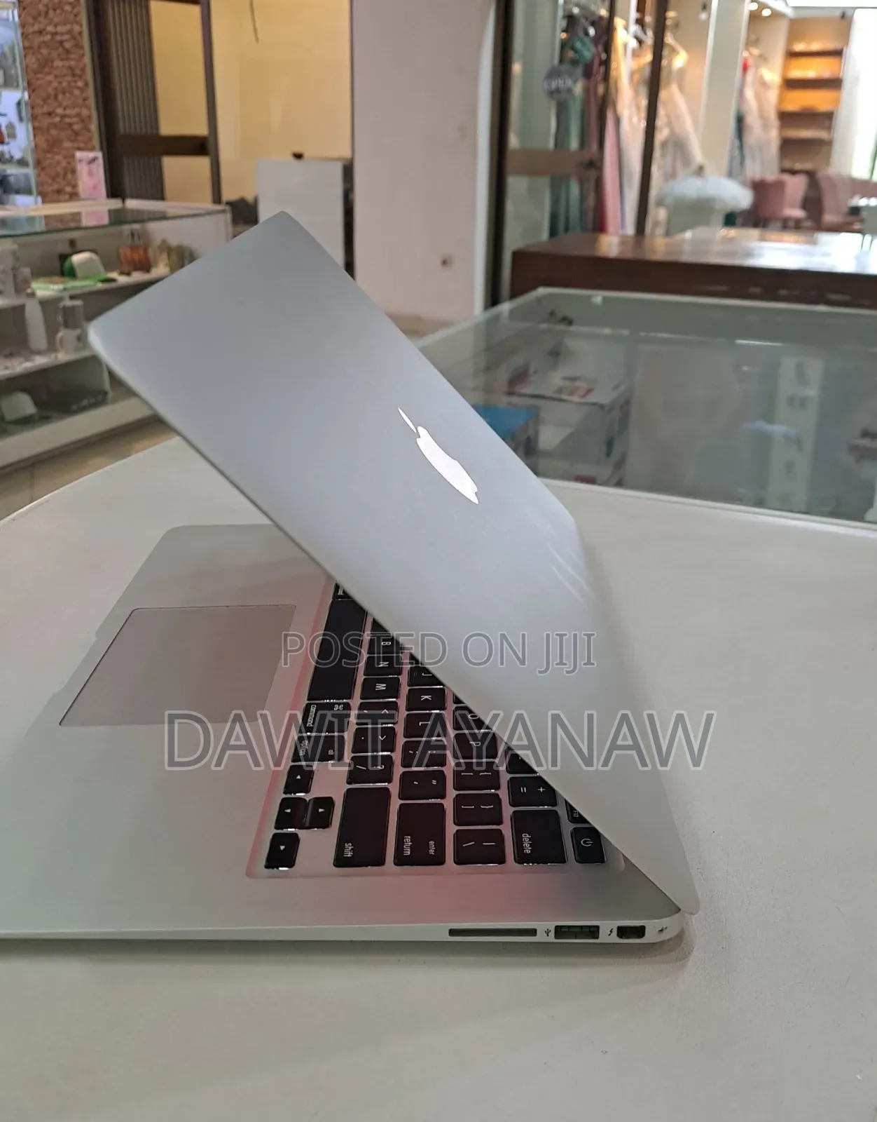 New Laptop Apple MacBook Air 2014 4GB Intel Core I5 SSD 128GB