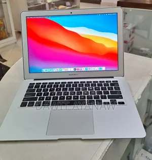 New Laptop Apple MacBook Air 2014 4GB Intel Core I5 SSD 128GB