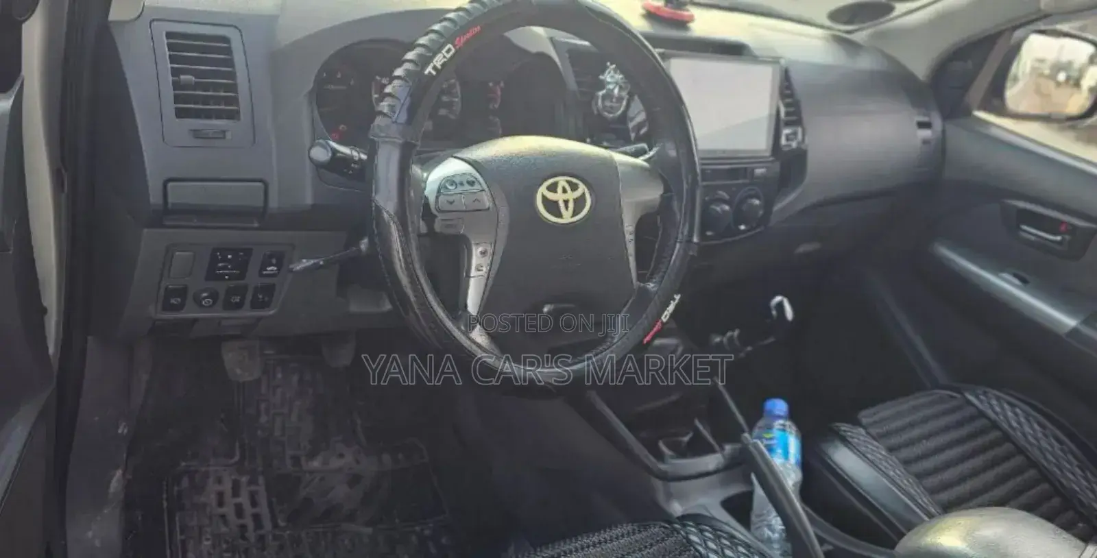 Toyota Hilux 2013 Silver