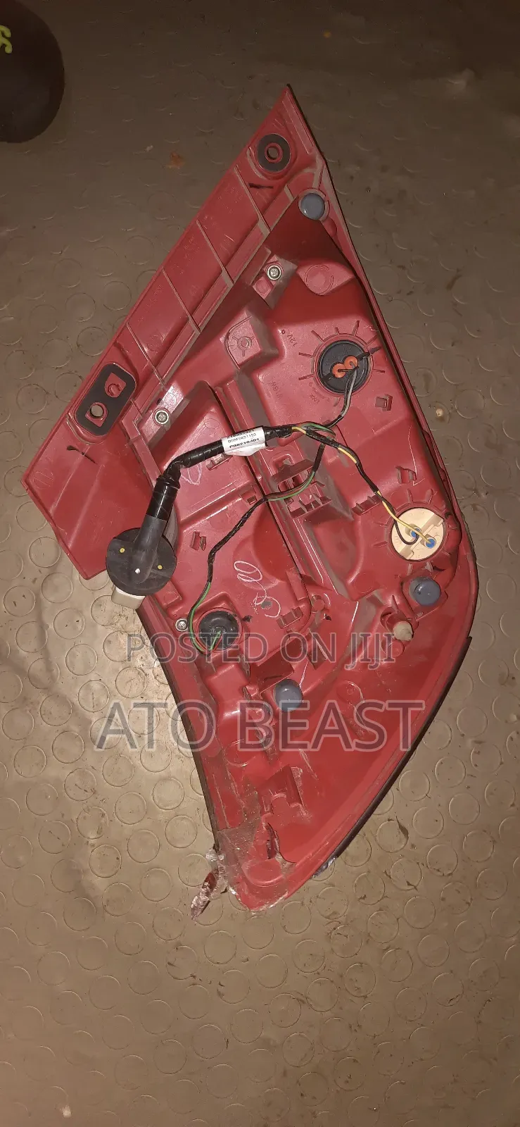 Suzuki Right Tail Light