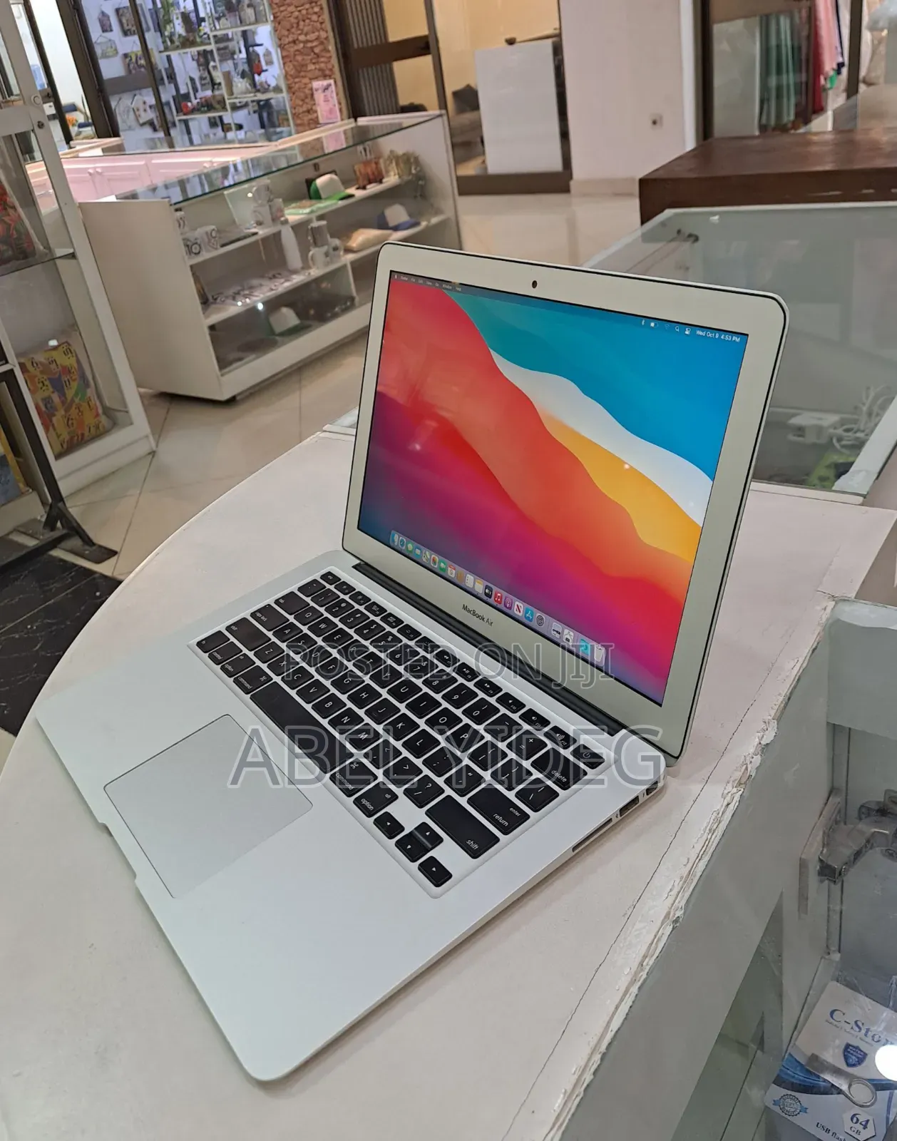 New Laptop Apple MacBook Air 2014 4GB Intel Core I5 SSD 128GB