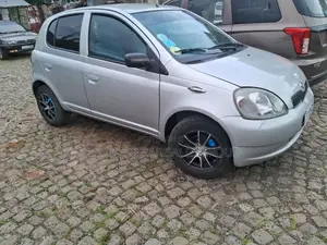 Toyota Yaris 1999 Silver