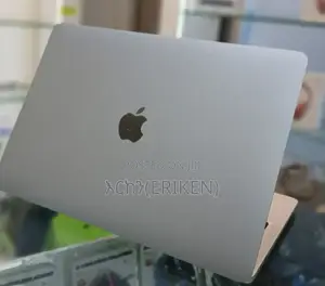 New Laptop Apple MacBook Pro 2022 M2 8GB Apple M2 SSD 256GB