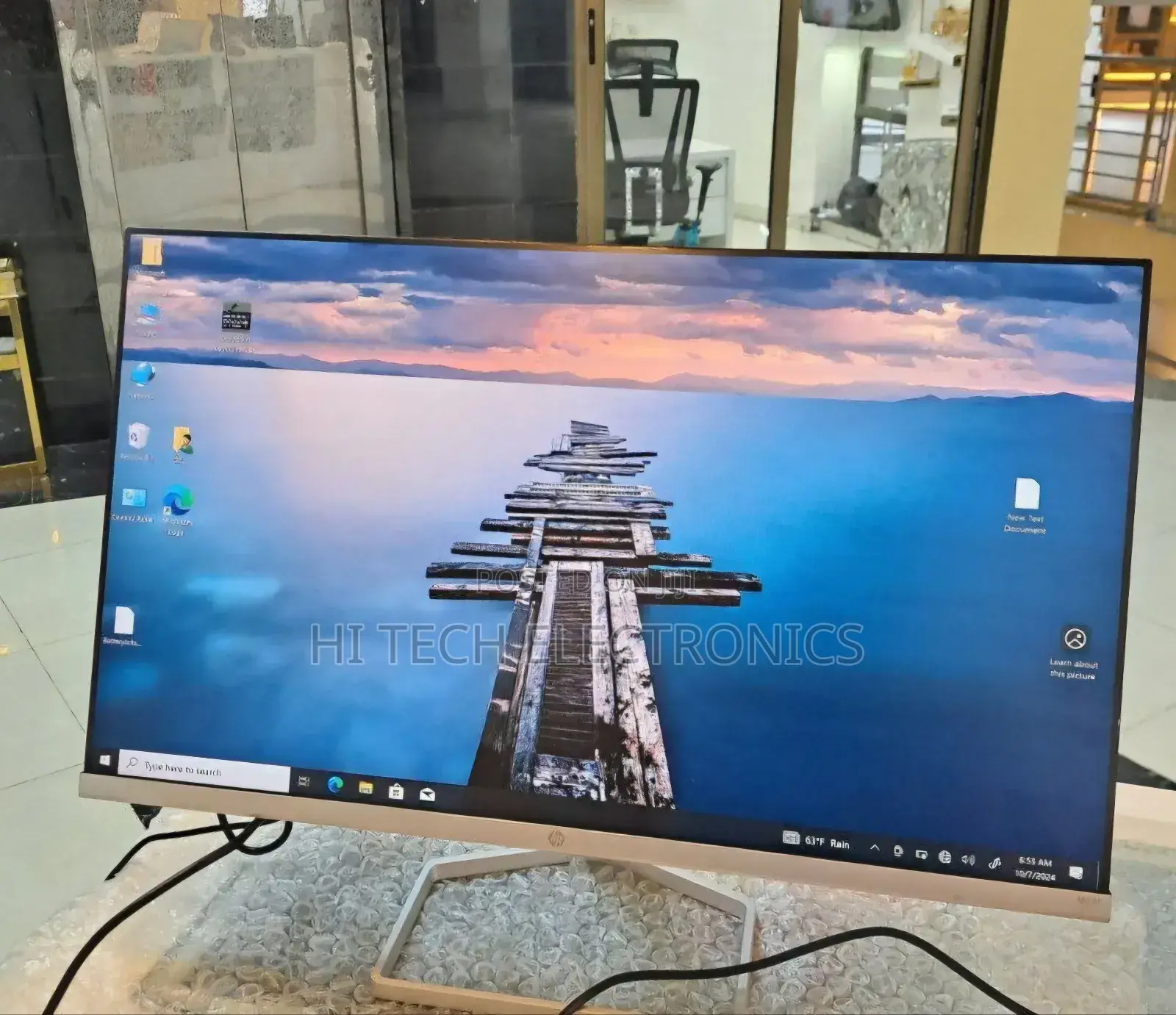 HP Framlesss Monitor