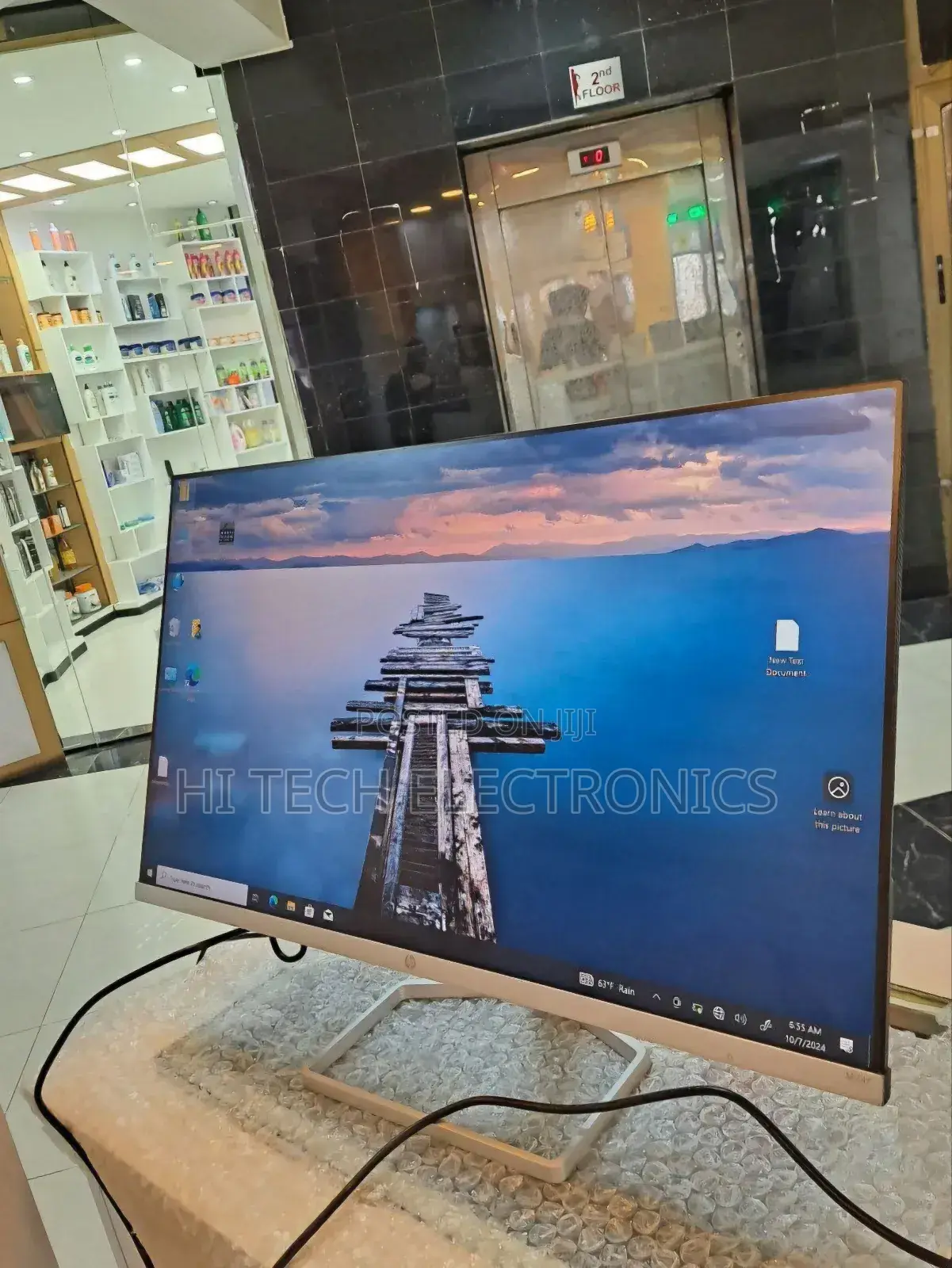 HP Framlesss Monitor