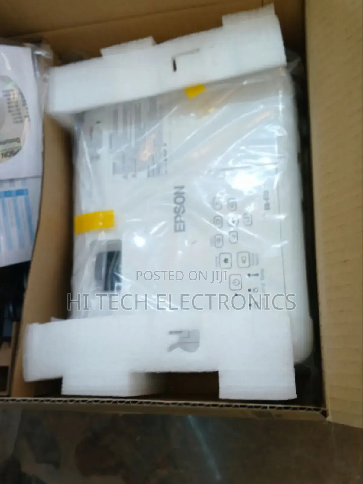 EPSON Projector Packed