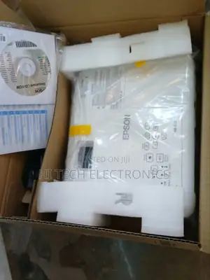 EPSON Projector Packed