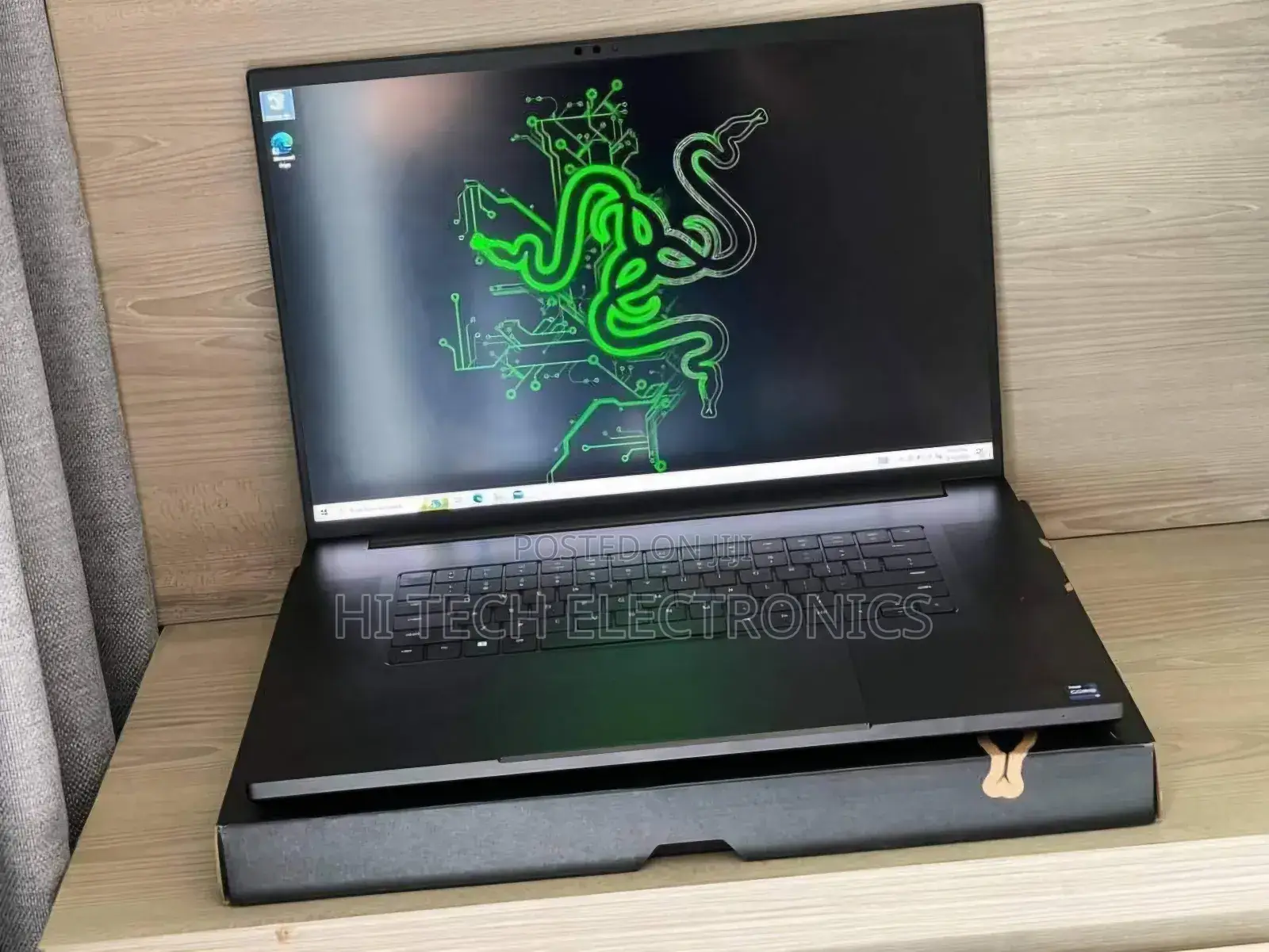 New Laptop Razer Blade 32GB Intel Core I9 SSD 2T