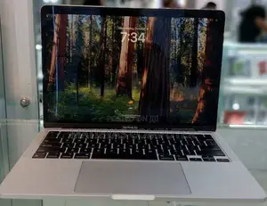 New Laptop Apple MacBook Pro 2022 M2 8GB Apple M2 SSD 256GB