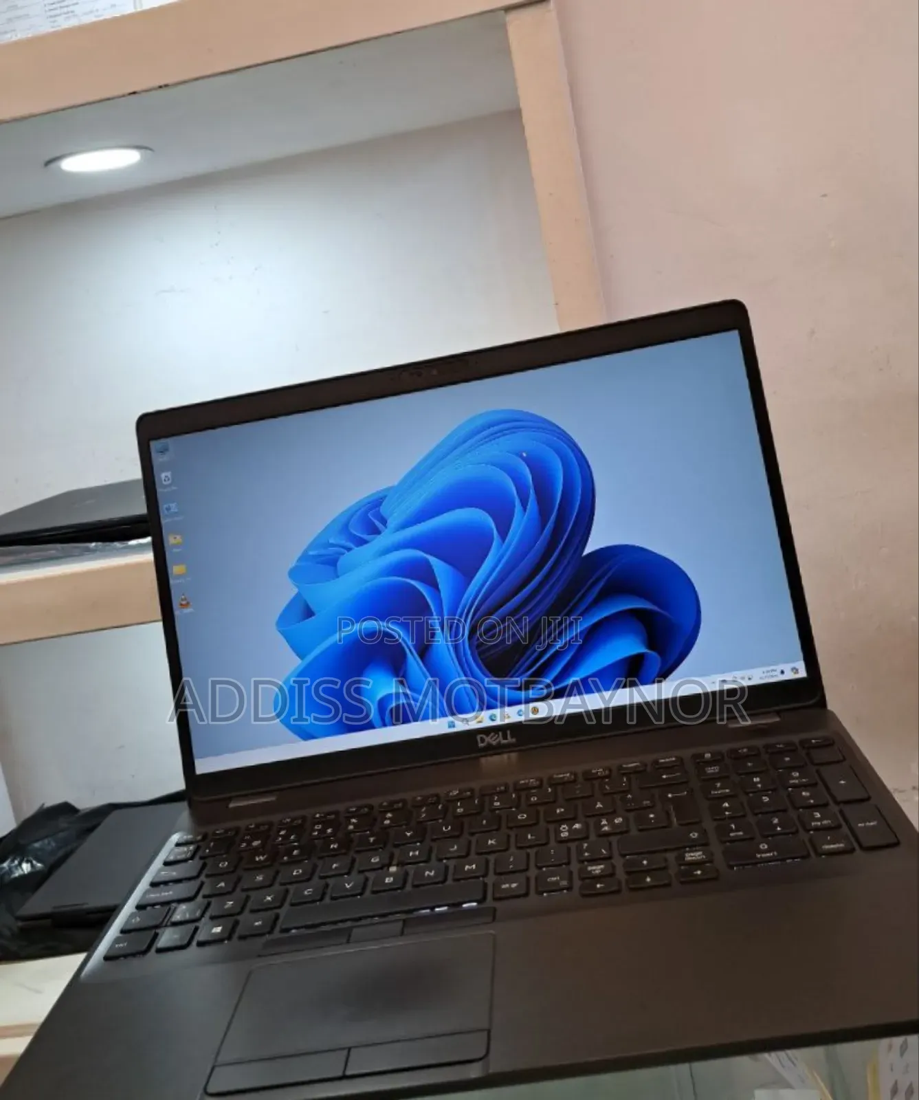 New Laptop Dell Latitude 5310 16GB Intel Core i5 SSD 512GB