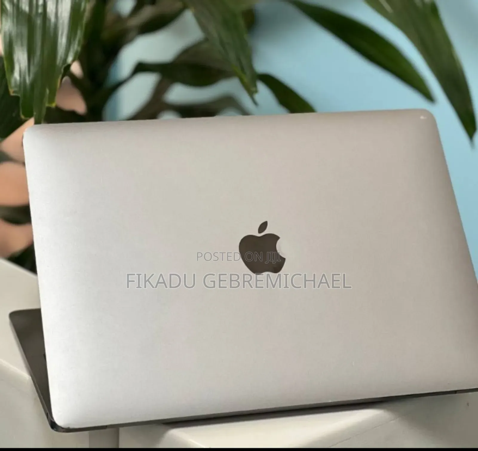 New Laptop Apple MacBook Air 2020 8GB Intel Core I5 SSD 256GB